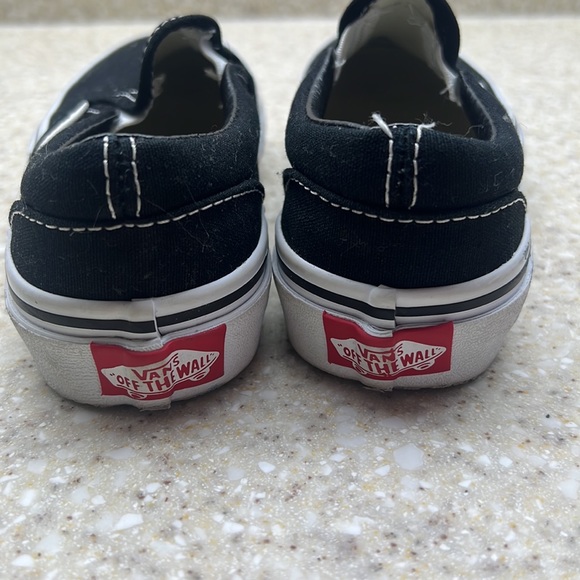 Vans - Picture 6 of 6